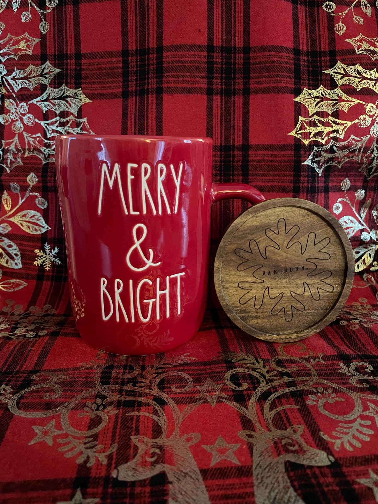 Rae Dunn Merry & Bright with coaster