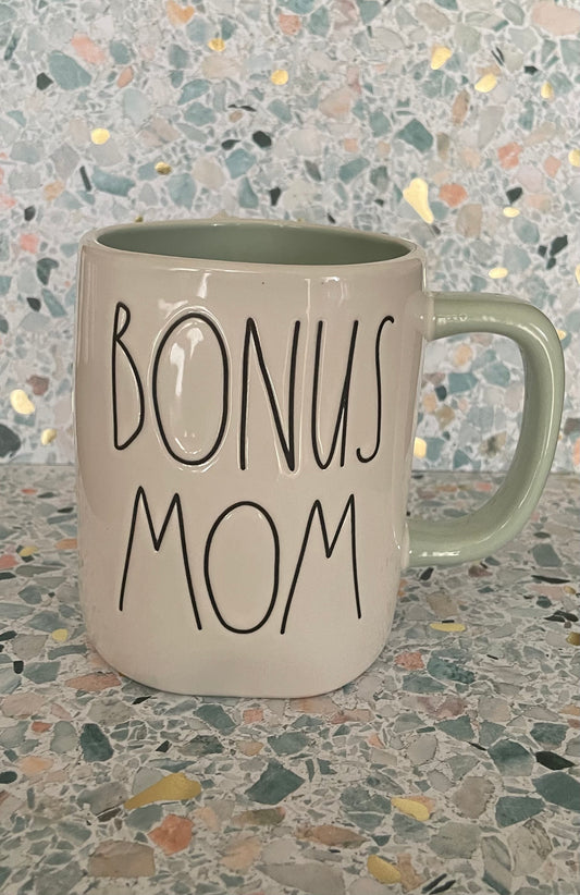 Rae Dunn Bonus Mom