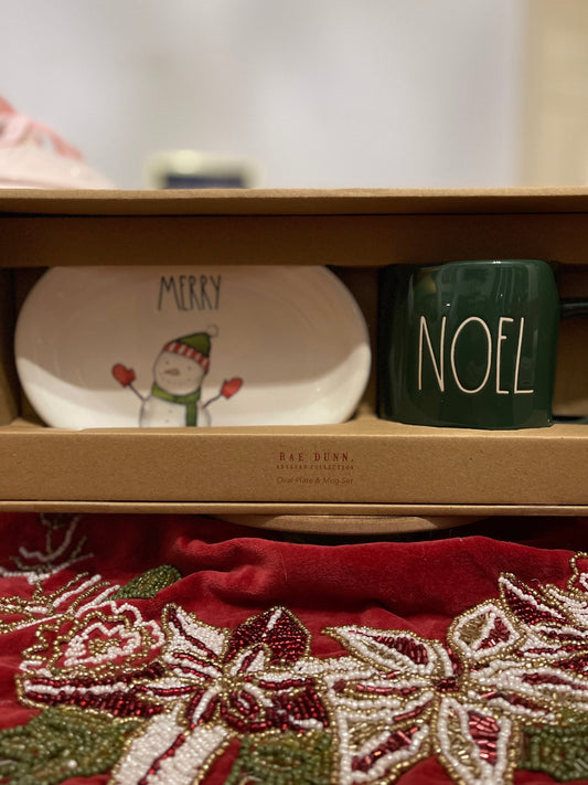 Rae Dunn Noel and Merry Plate Set